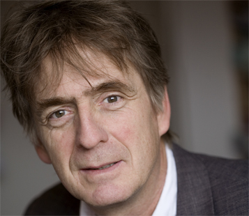 Knud Foldschack mener, at mange ikke går nok op i, hvor de bor. Foto: Foldschack & Forchhammer
